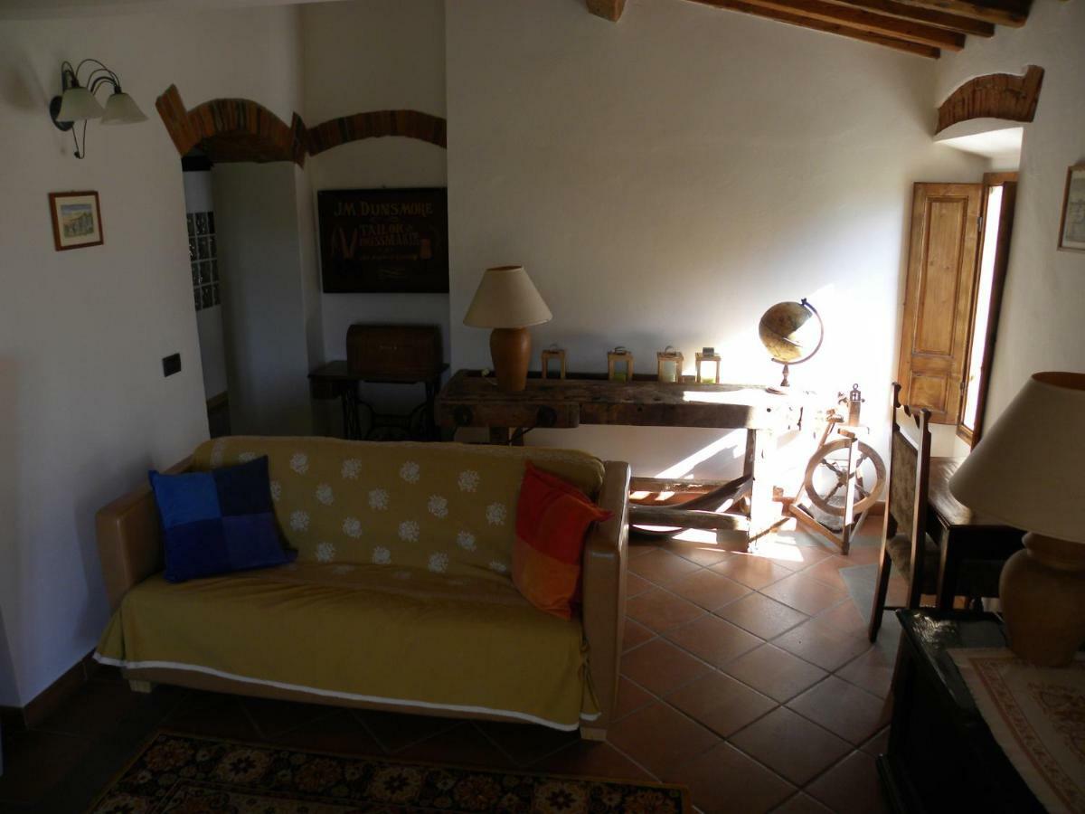 Casa Tucci Lägenhet Reggello Exteriör bild