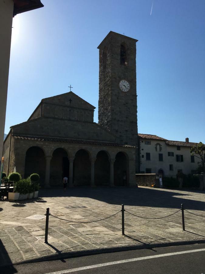 Casa Tucci Lägenhet Reggello Exteriör bild