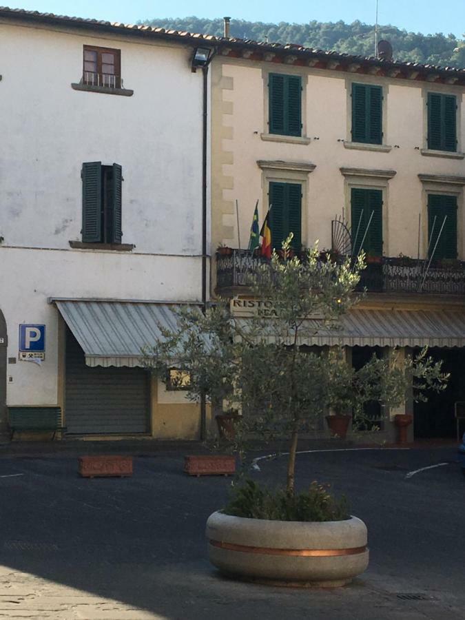 Casa Tucci Lägenhet Reggello Exteriör bild